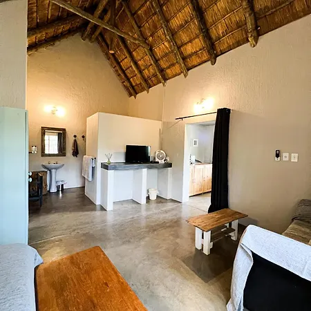 24 Degrees South Country Estate Villa Hoedspruit Exterior photo