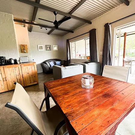 24 Degrees South Country Estate Villa Hoedspruit Exterior photo