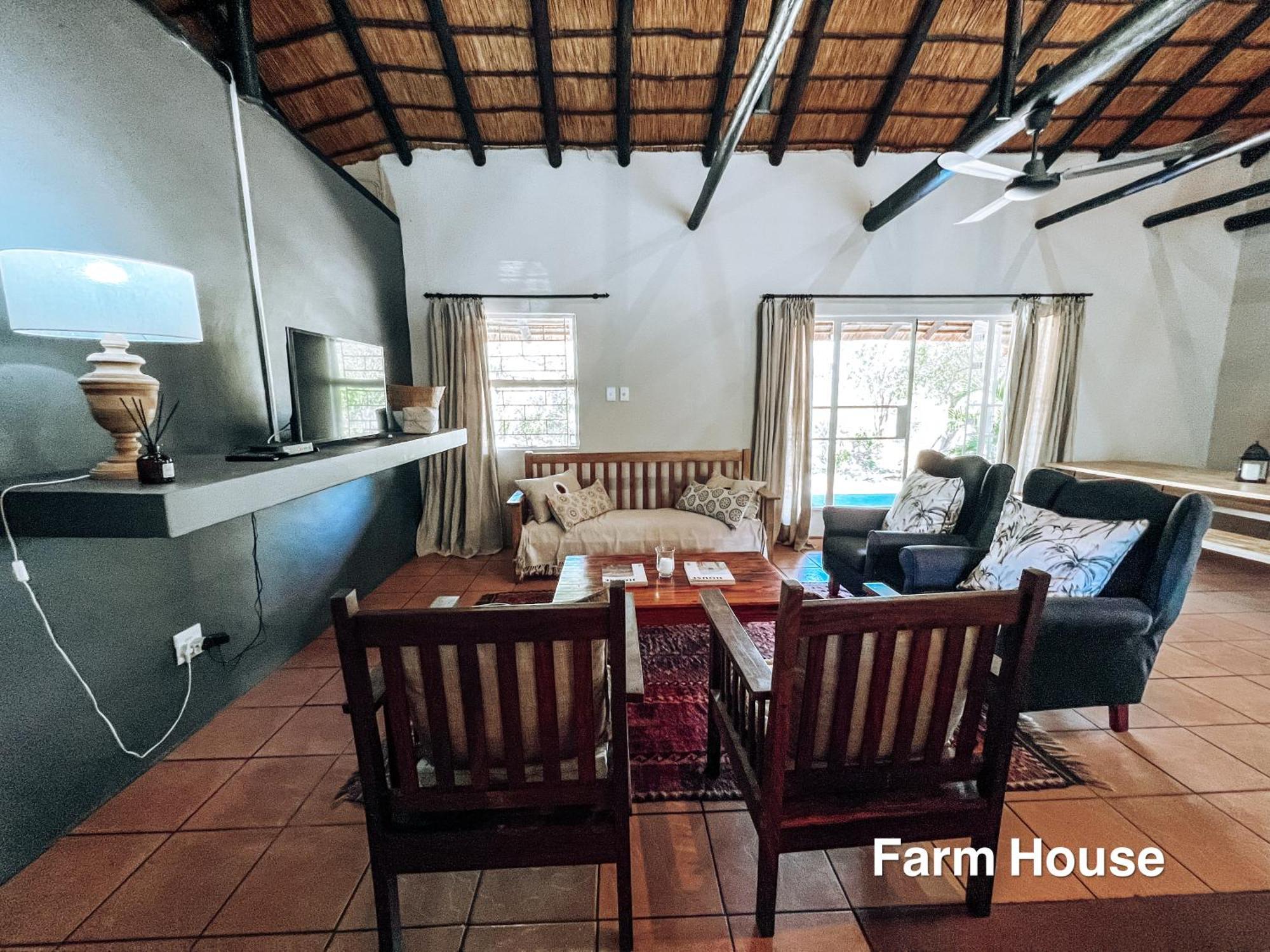 24 Degrees South Country Estate Chalet Hoedspruit