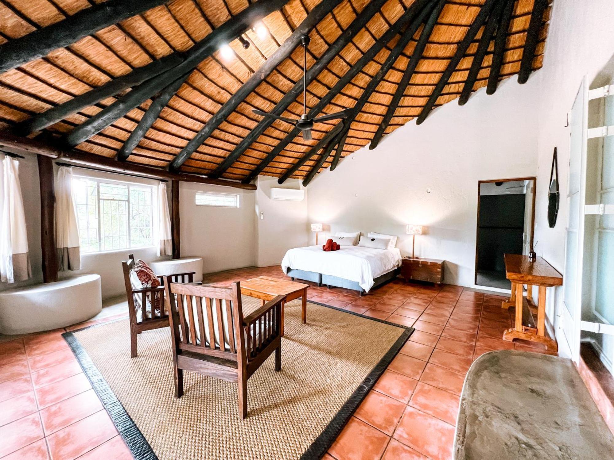 Chalet 24 Degrees South Country Estate *
