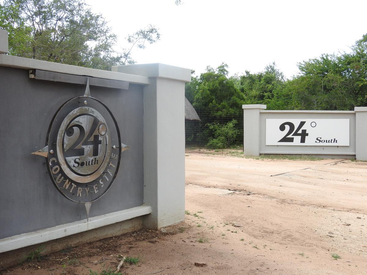 24 Degrees South Country Estate Chalet Hoedspruit